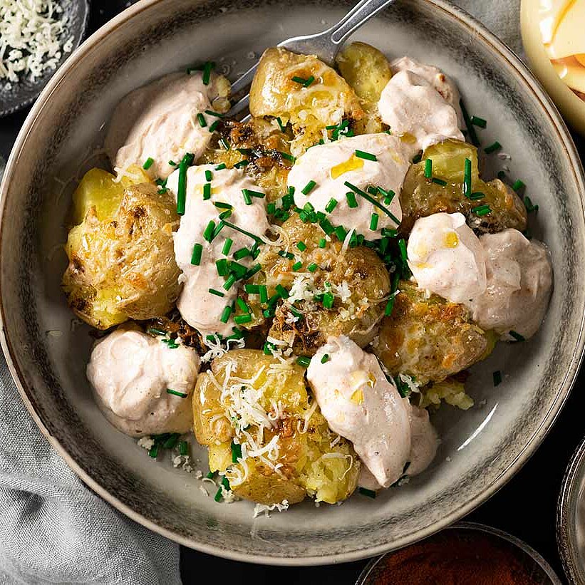 Knusperkartoffeln Oriental Style mit Joghurt Dip