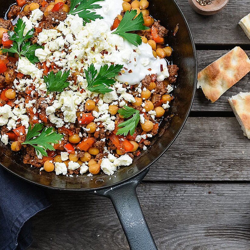 GAZİ Hirtenkäse Kichererbsenpfanne 
